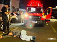 Homem é atropelado por carro na Vila Portes e é socorrido pelo Siate Homem é atropelado por carro na Vila Portes e é socorrido pelo Siate