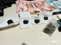 Moto sem placa foge do EOPE da Guarda Municipal, fura semáforos e é abordada e com o motociclista é encontrado haxixe e maconha Moto sem placa foge do EOPE da Guarda Municipal, fura semáforos e é abordada e com o motociclista é encontrado haxixe e maconha