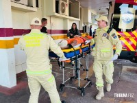 Detento torce o joelho dentro da unidade prisional e precisa ser encaminhado ao Hospital Municipal de Foz do Iguaçu Detento torce o joelho dentro da unidade prisional e precisa ser encaminhado ao Hospital Municipal de Foz do Iguaçu