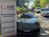 Foragido da Justiça do Brasil é preso no lado paraguaio da Ponte da Amizade com uma Porche Carrera Foragido da Justiça do Brasil é preso no lado paraguaio da Ponte da Amizade com uma Porche Carrera