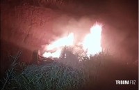 Uma pessoa morreu após acidente seguido de incêndio em veiculo em Santa Rita no Paraguai Uma pessoa morreu após acidente seguido de incêndio em veiculo em Santa Rita no Paraguai