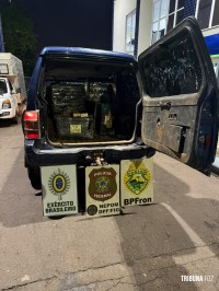 PF, PM e Exército apreendem veículo com mercadorias de origem paraguaia em Foz do Iguaçu PF, PM e Exército apreendem veículo com mercadorias de origem paraguaia em Foz do Iguaçu
