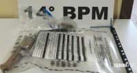 PM apreende revólver encontrado em terreno baldio no Jardim Ipê IV em Foz do Iguaçu PM apreende revólver encontrado em terreno baldio no Jardim Ipê IV em Foz do Iguaçu