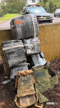 PF e PM apreende cinco volumes de eletrônicos e cigarros eletrônicos em Foz do Iguaçu PF e PM apreende cinco volumes de eletrônicos e cigarros eletrônicos em Foz do Iguaçu