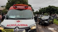Colisão entre dois veículos termina com um invadindo muro de residência no centro de Santa Helena Colisão entre dois veículos termina com um invadindo muro de residência no centro de Santa Helena