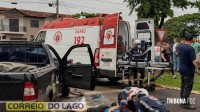 Colisão entre dois veículos termina com um invadindo muro de residência no centro de Santa Helena Colisão entre dois veículos termina com um invadindo muro de residência no centro de Santa Helena