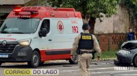 Colisão entre dois veículos termina com um invadindo muro de residência no centro de Santa Helena Colisão entre dois veículos termina com um invadindo muro de residência no centro de Santa Helena