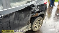 Acidente entre carro e motocicleta mobiliza SAMU e PM no centro de Santa Helena Acidente entre carro e motocicleta mobiliza SAMU e PM no centro de Santa Helena