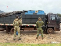 Polícia Federal e BPFRON apreendem caminhão com 450 caixas de cigarros contrabandeados no interior de Marechal Cândido Rondon Polícia Federal e BPFRON apreendem caminhão com 450 caixas de cigarros contrabandeados no interior de Marechal Cândido Rondon