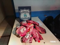 Funcionários são detidos após serem flagrados com 13 Kg de picanha furtados de supermercado atacadista Funcionários são detidos após serem flagrados com 13 Kg de picanha furtados de supermercado atacadista
