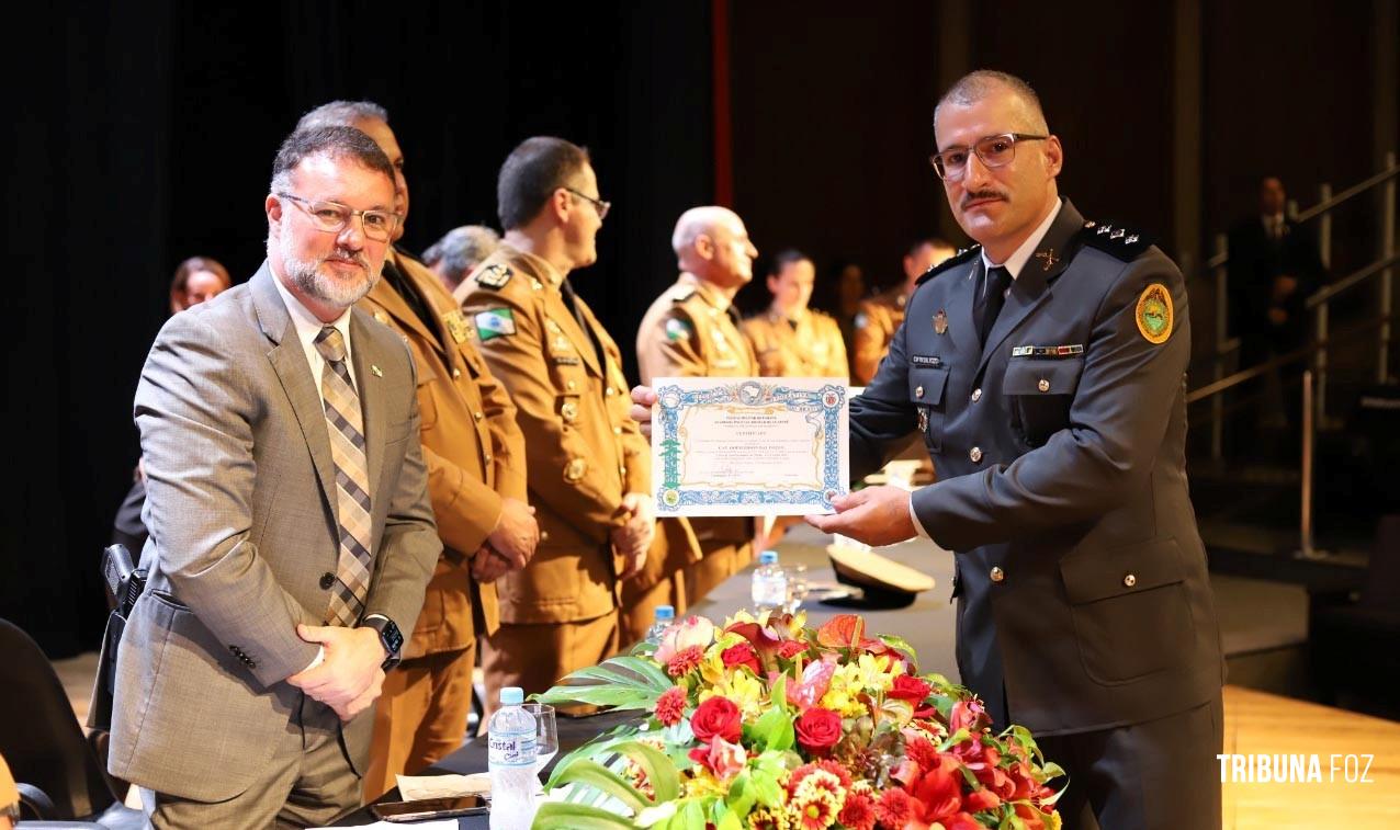 Curso de Aperfeiçoamento de Oficiais capacita 66 capitães da PMPR e do CB