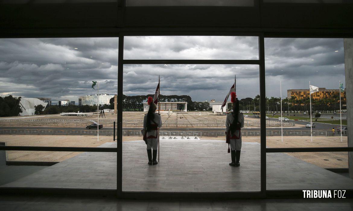 Equipe de segurança de Lula faz varredura no Palácio do Planalto