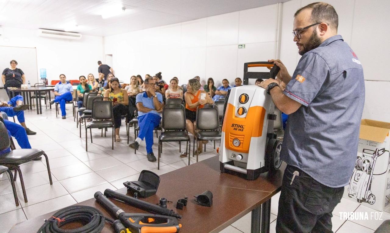 Novos equipamentos garantem maior eficácia nos serviços de limpeza nas escolas e Cmeis de Foz