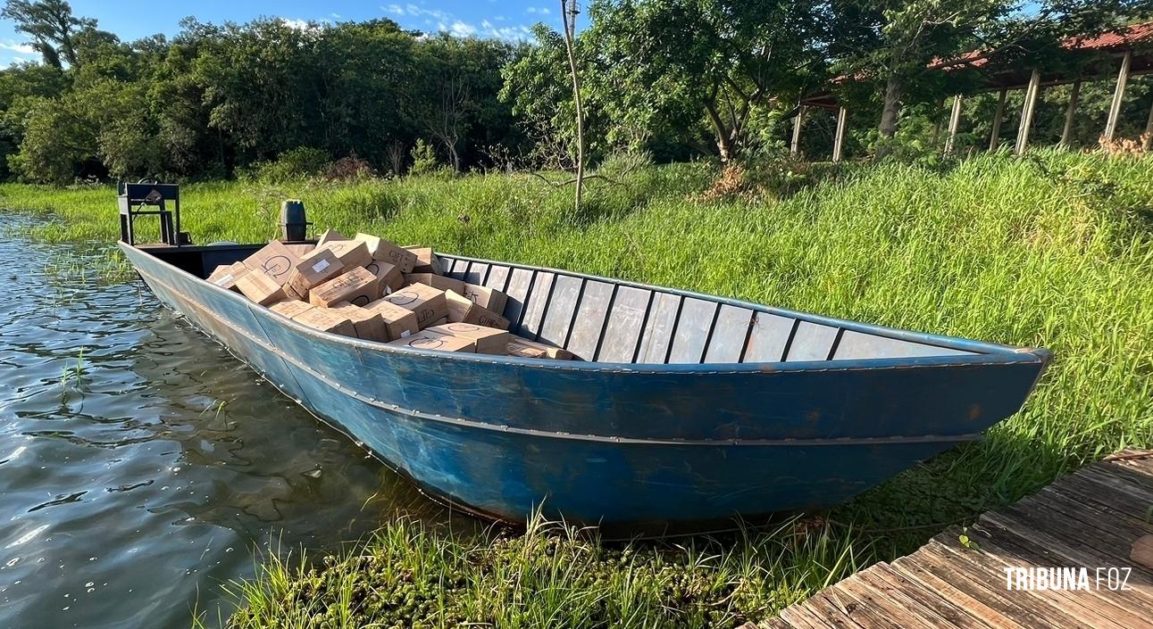 PF e BPFRON apreendem barco carregado com contrabando de cigarros no Lago de Itaipu