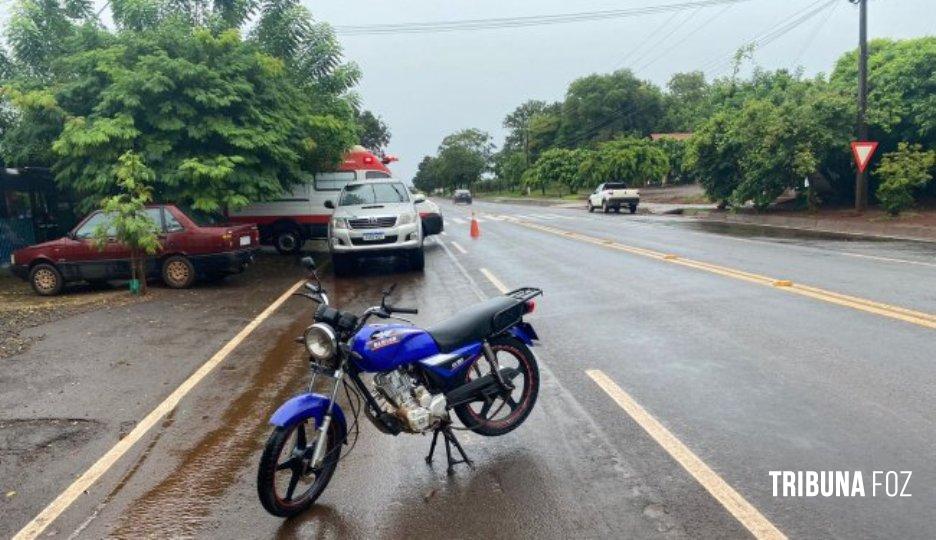 Motociclista fica ferida após sofrer queda de moto em Santa Helena