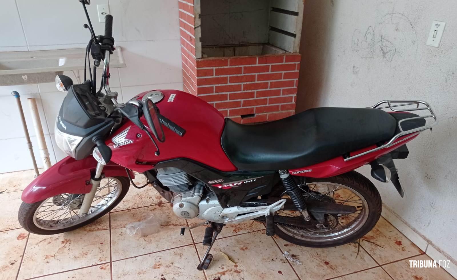 Polícia Militar recupera motocicleta furtada no Bairro Três Lagoas