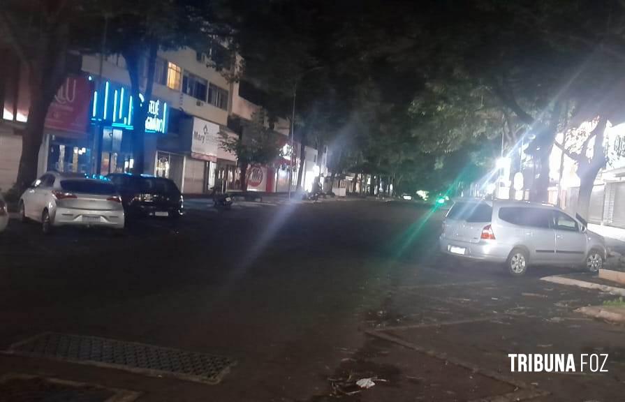 Falta de gestão deixa corredor turístico e centro da cidade com iluminação precária