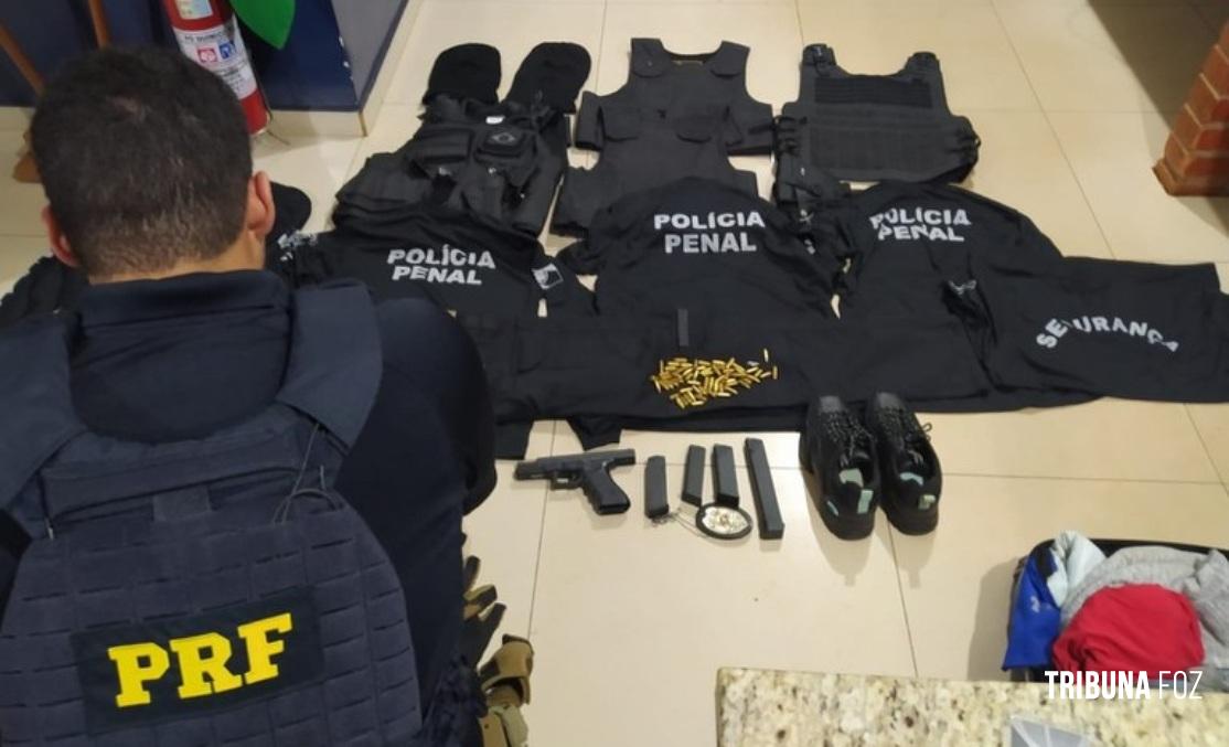 PRF apreende pistola, munições, coletes e uniformes penais na B R-277