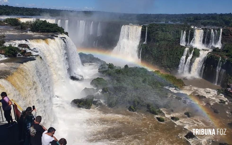 Mais de 20 mil turistas devem conhecer Cataratas do Iguaçu neste fim de semana, afirma assessoria