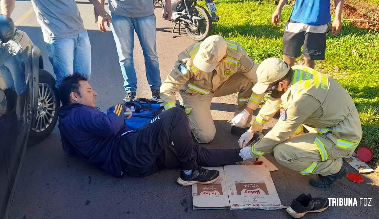 Motociclista argentino é socorrido pelo Siate após colisão no Porto Meira Motociclista argentino é socorrido pelo Siate após colisão no Porto Meira