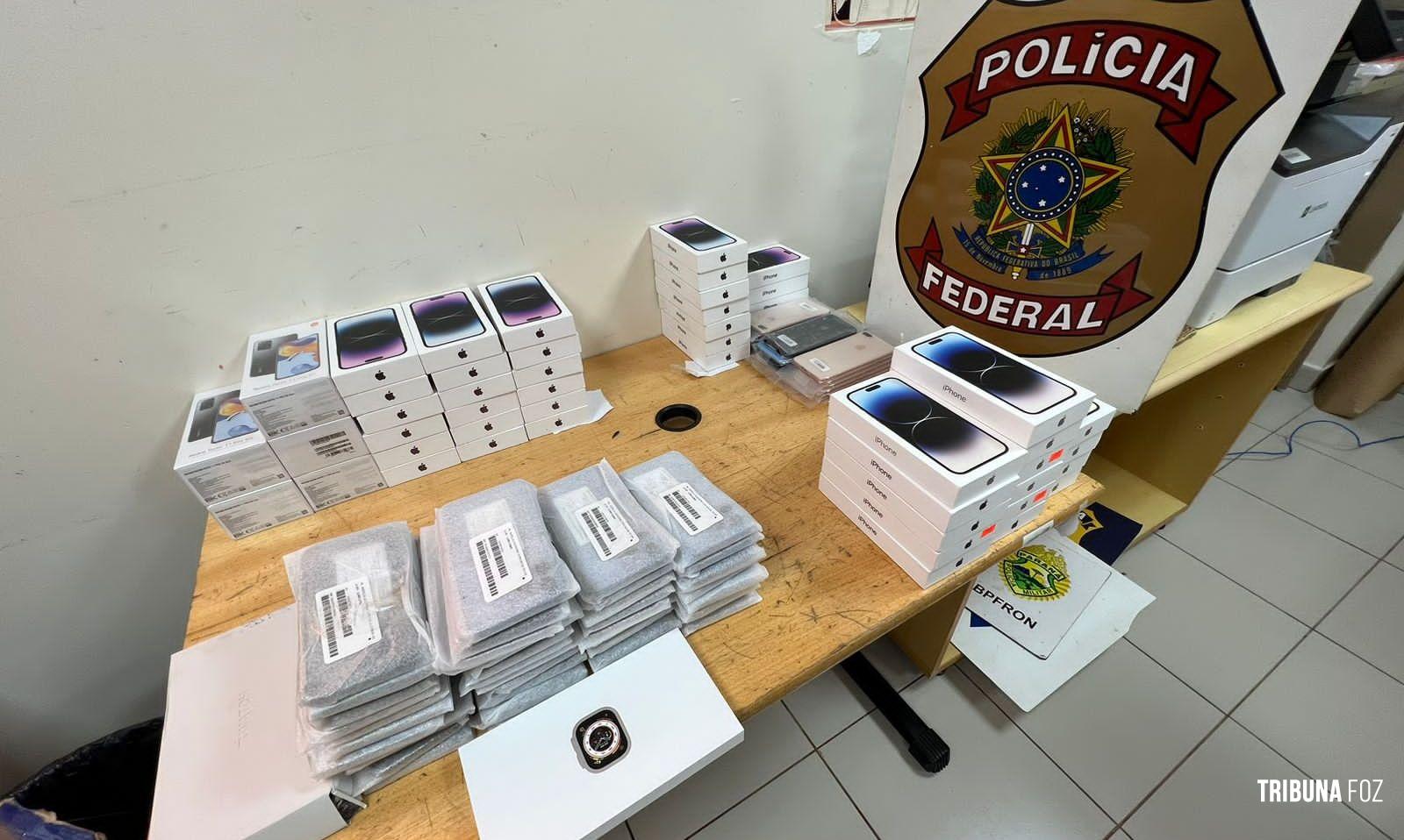 PF realiza prisão em flagrante de descaminho com dezenas de aparelhos celulares na Ponte da Amizade