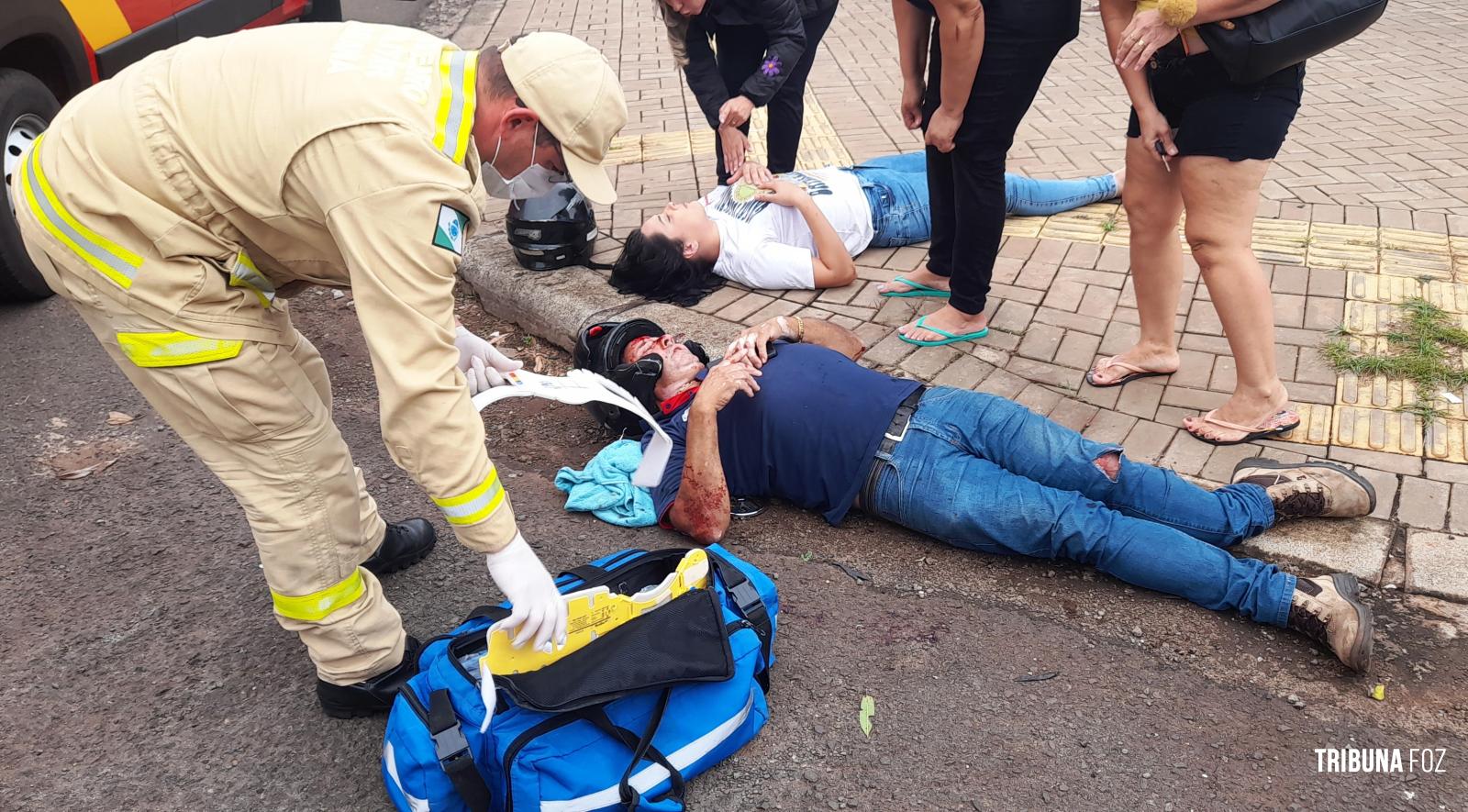 Pai e filha ficam feridos após colisão na Av. Coronel Francisco Ludof Gomes