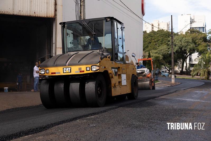 Prefeitura de Foz inicia recape em marginal da Avenida Paraná