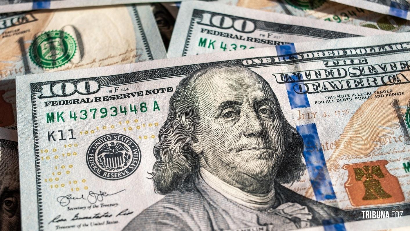 “O dólar já está na direção dos R$ 4,40”, diz economista