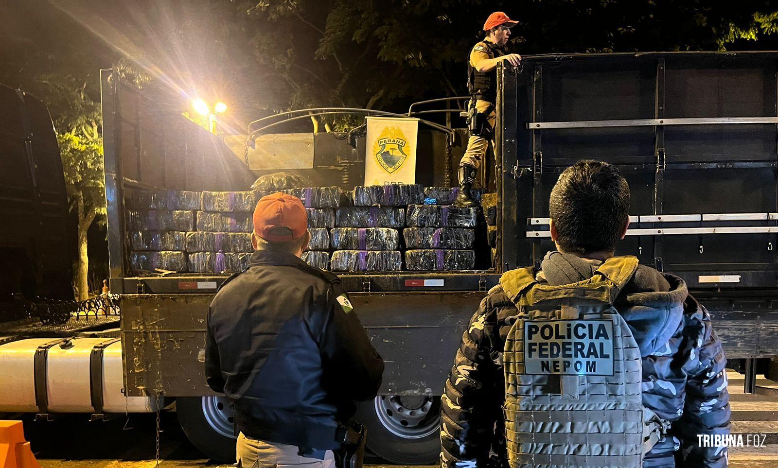 Policia Federal e Policia Militar apreendem carreta com 4 toneladas de drogas em Missal