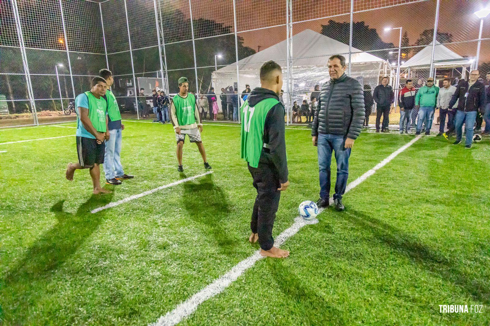 Prefeito entrega mais uma área de Esporte e Lazer, no Jupira