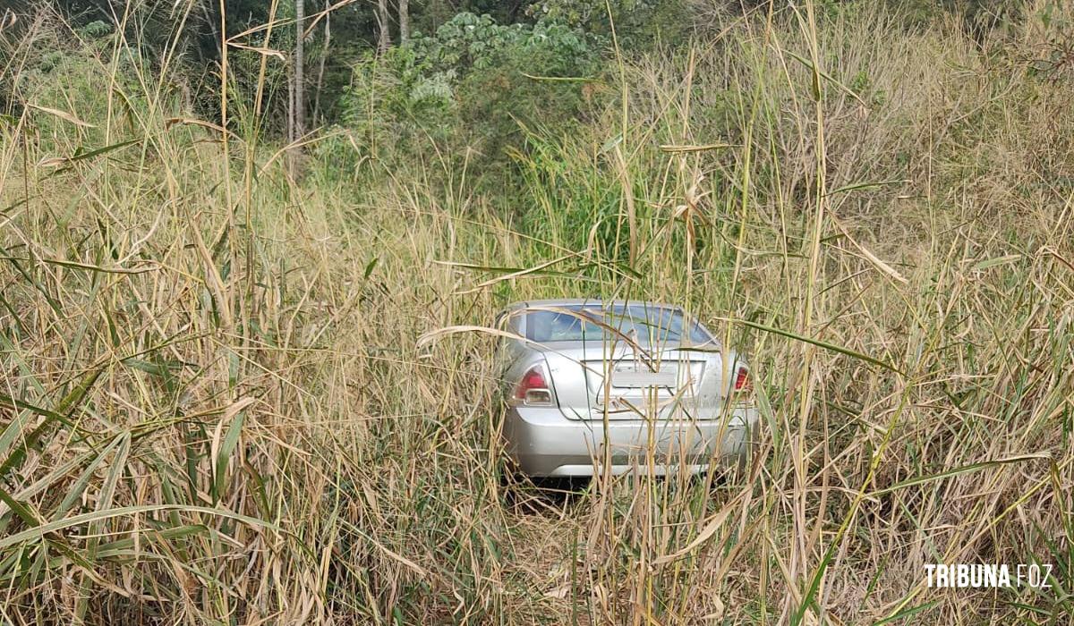 Polícia Militar recupera veículo roubado em Medianeira