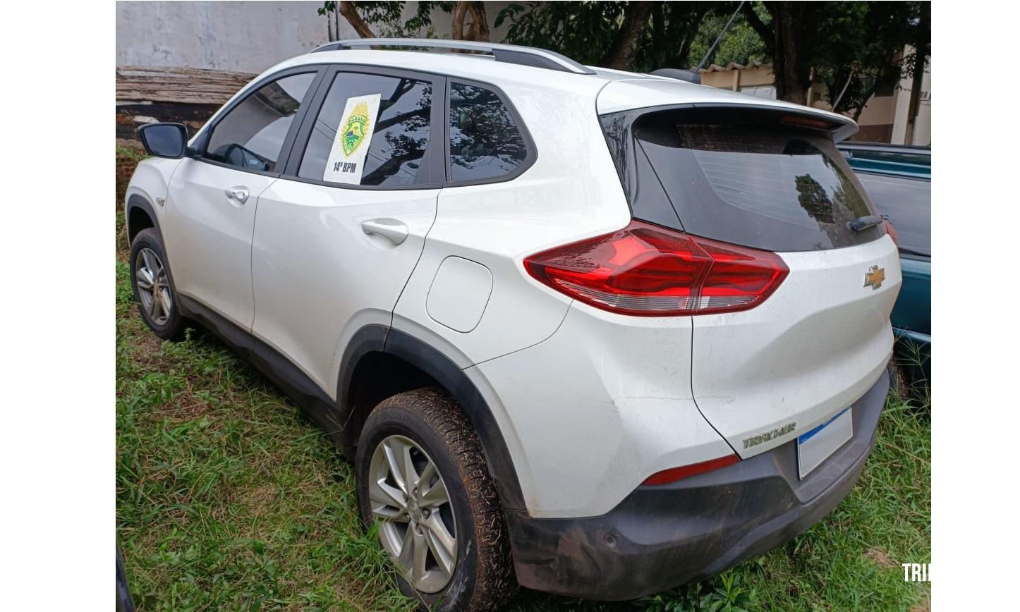 Policia Militar recupera veículo roubado no Jardim São Roque