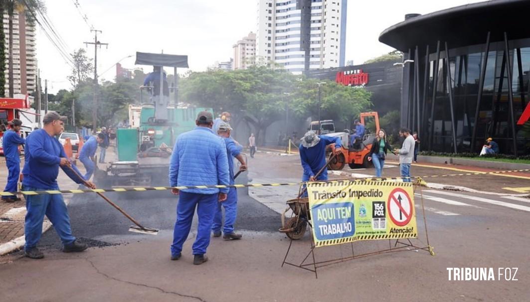 Secretaria de Obras faz recape asfáltico da Rua Estanislau Zambrzycki, na região do Boicy