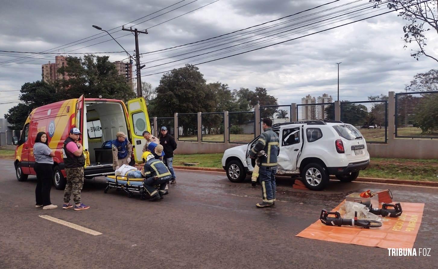 Siate atende duas vítimas após colisão na Av. José Maria de Brito