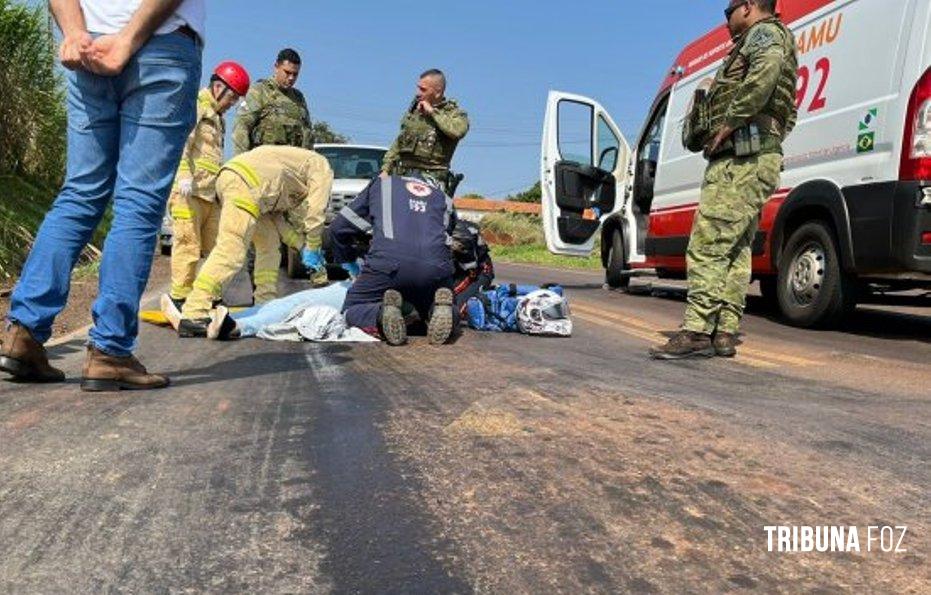 Motociclista tem suspeita de fratura após moto deslizar em mancha de óleo em Santa Helena