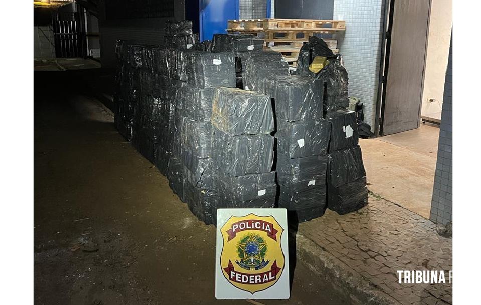 Policia Federal apreende caminhão com 1.985 Kg de maconha em Céu Azul