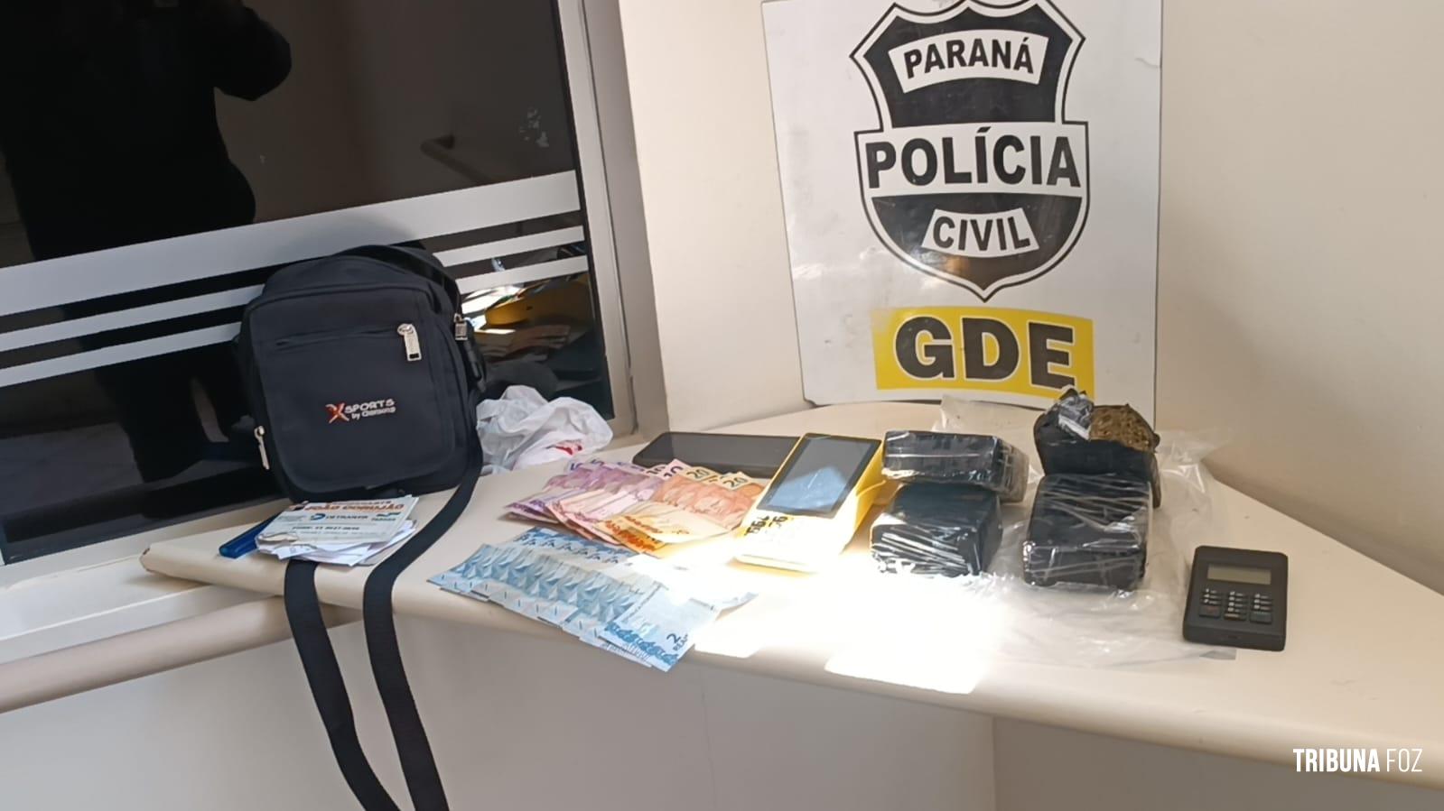 Entregador de marmitas é preso com drogas durante abordagem do GDE da Polícia Civil