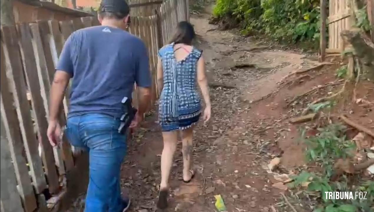 GDE prende mulher foragida da justiça na Favela do Cemitério