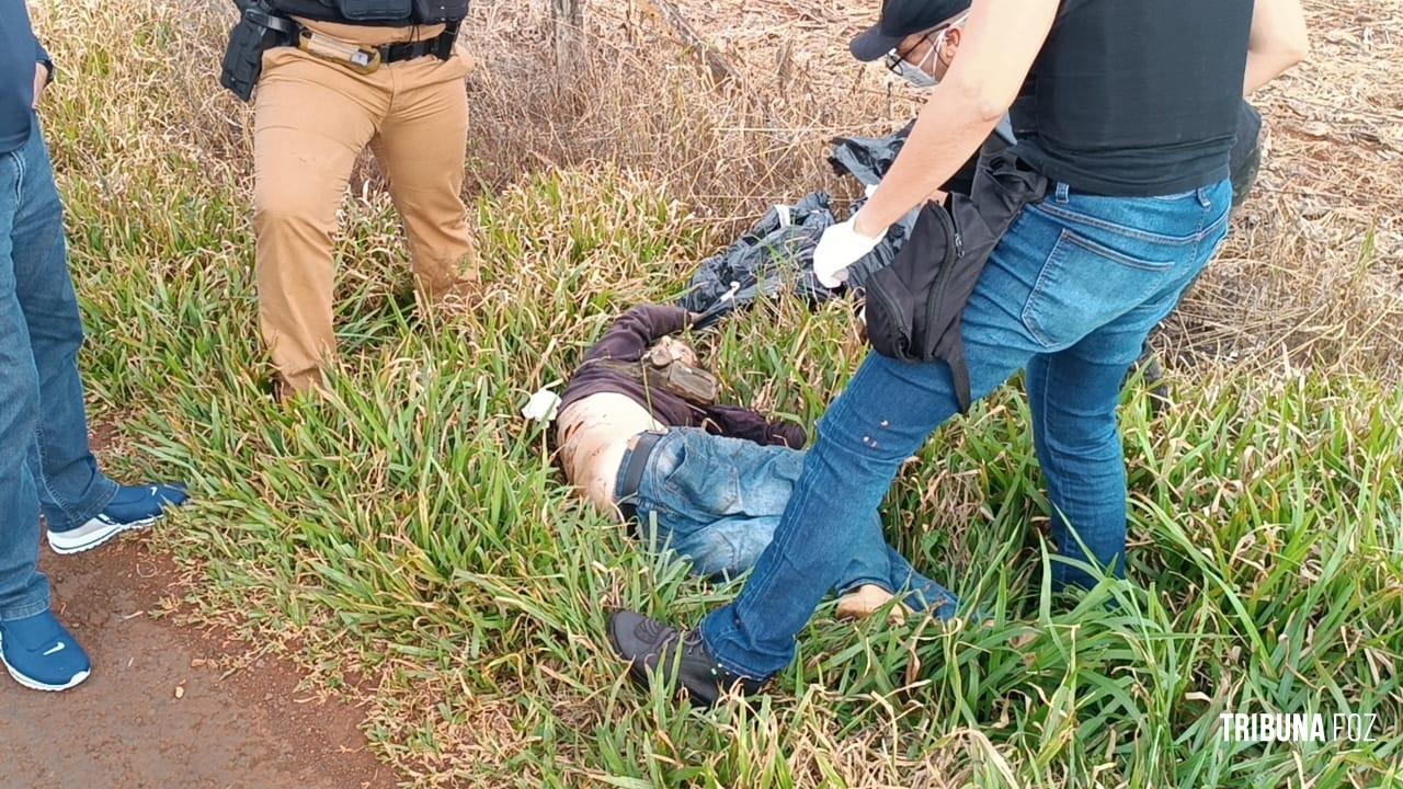 Homem é encontrado morto desovado na área rural de Foz vítima de esfaqueamento