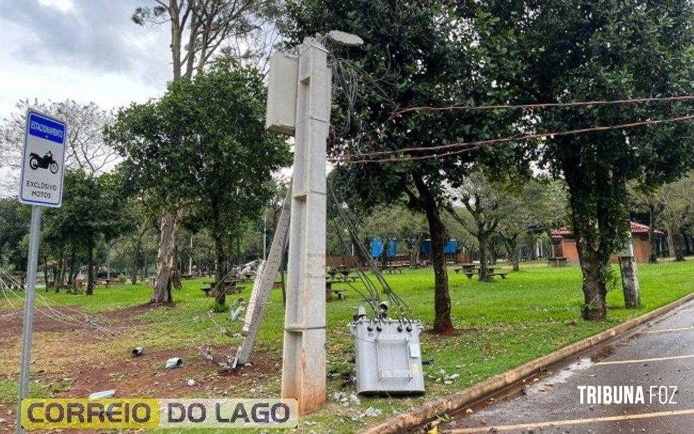 Prainha de Santa Helena: Transformador caído, rede elétrica no chão e muitas árvores são quebradas e arrancadas após temporal