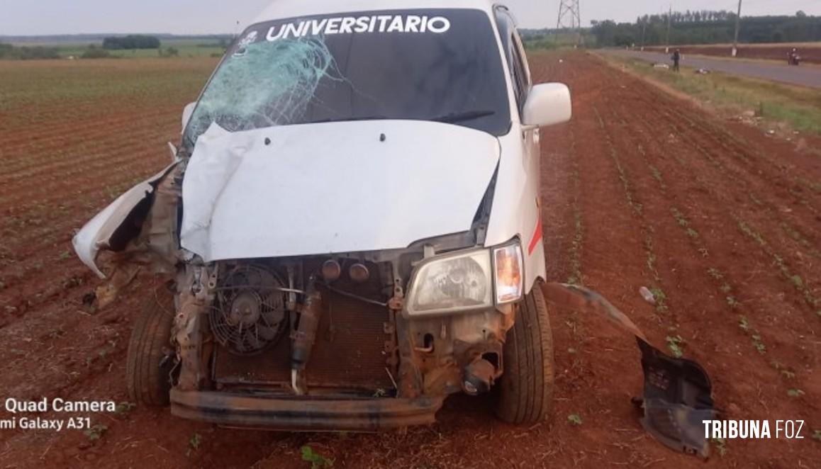 Motociclista morre após colidir contra um furgão em Los Cedrales, no Paraguai