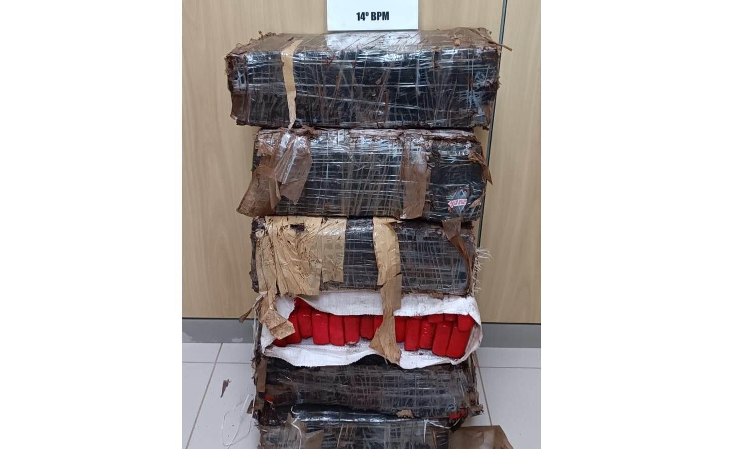 Polícia Militar prende homem com 100 Kg de maconha no centro de Foz do Iguaçu