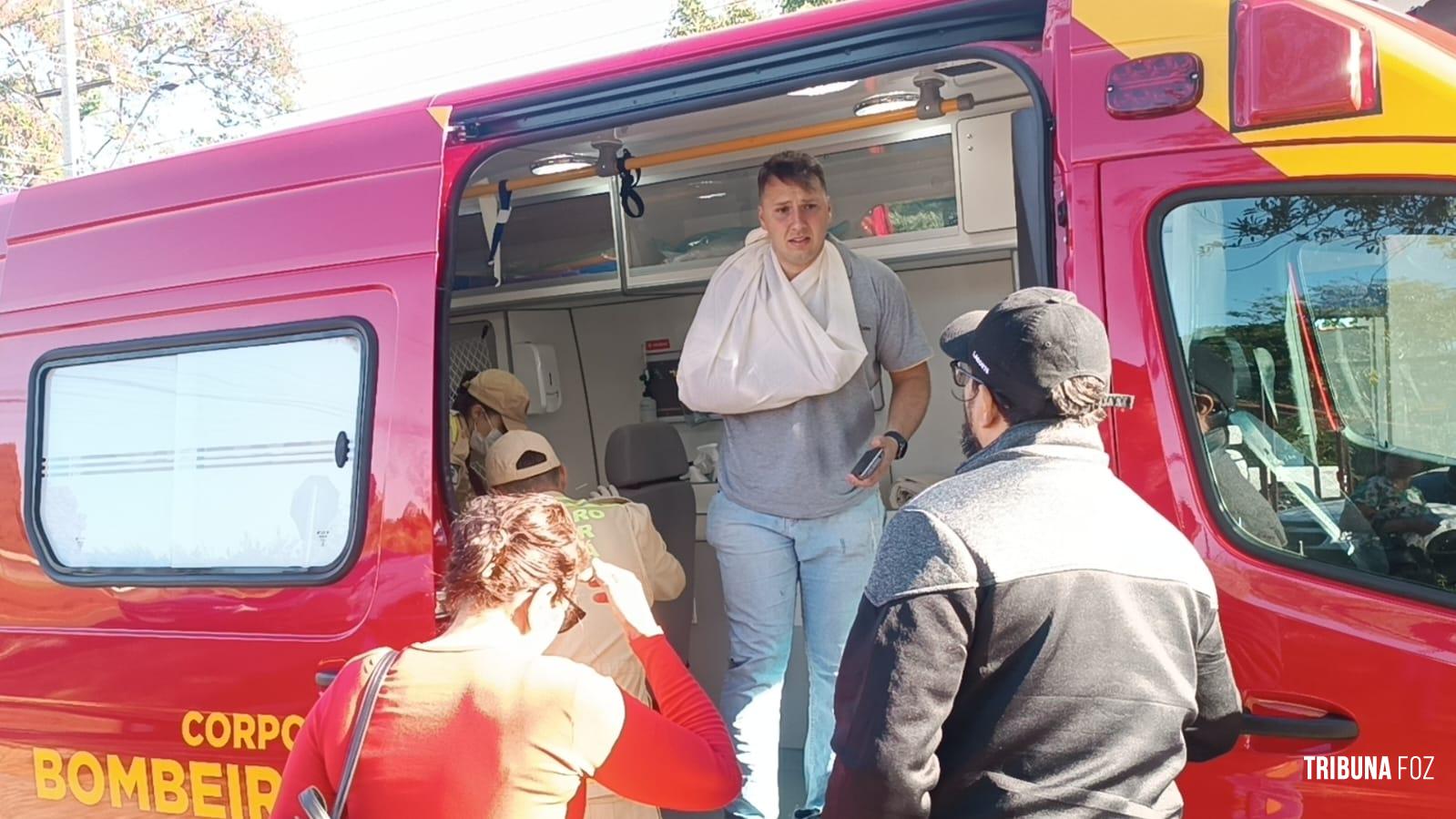 Siate socorre motociclista após colisão no Jardim Tarobá