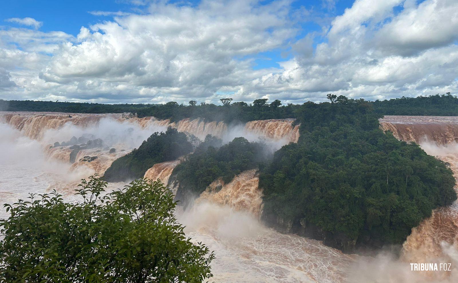 Vazão d’água nas Cataratas estava em 17 milhões de litros por segundo as 10h:00 da manhã