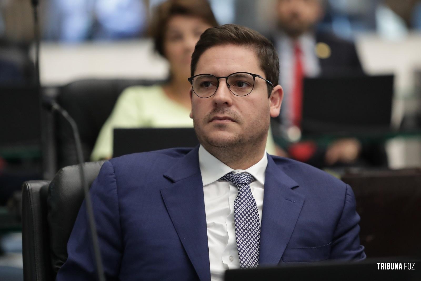 Deputado Matheus Vermelho garante governabilidade para Chico Brasileiro na Câmara Municipal