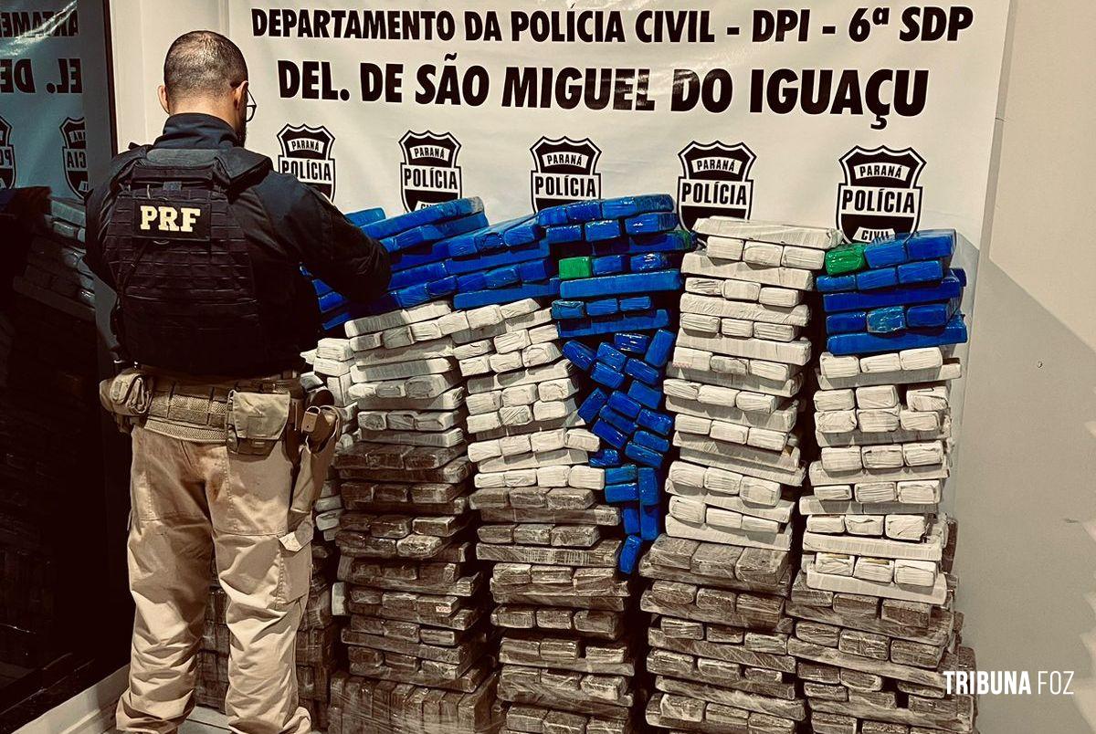 PRF intercepta carga de 460 Kg de maconha que era transportada em carro roubado em STI