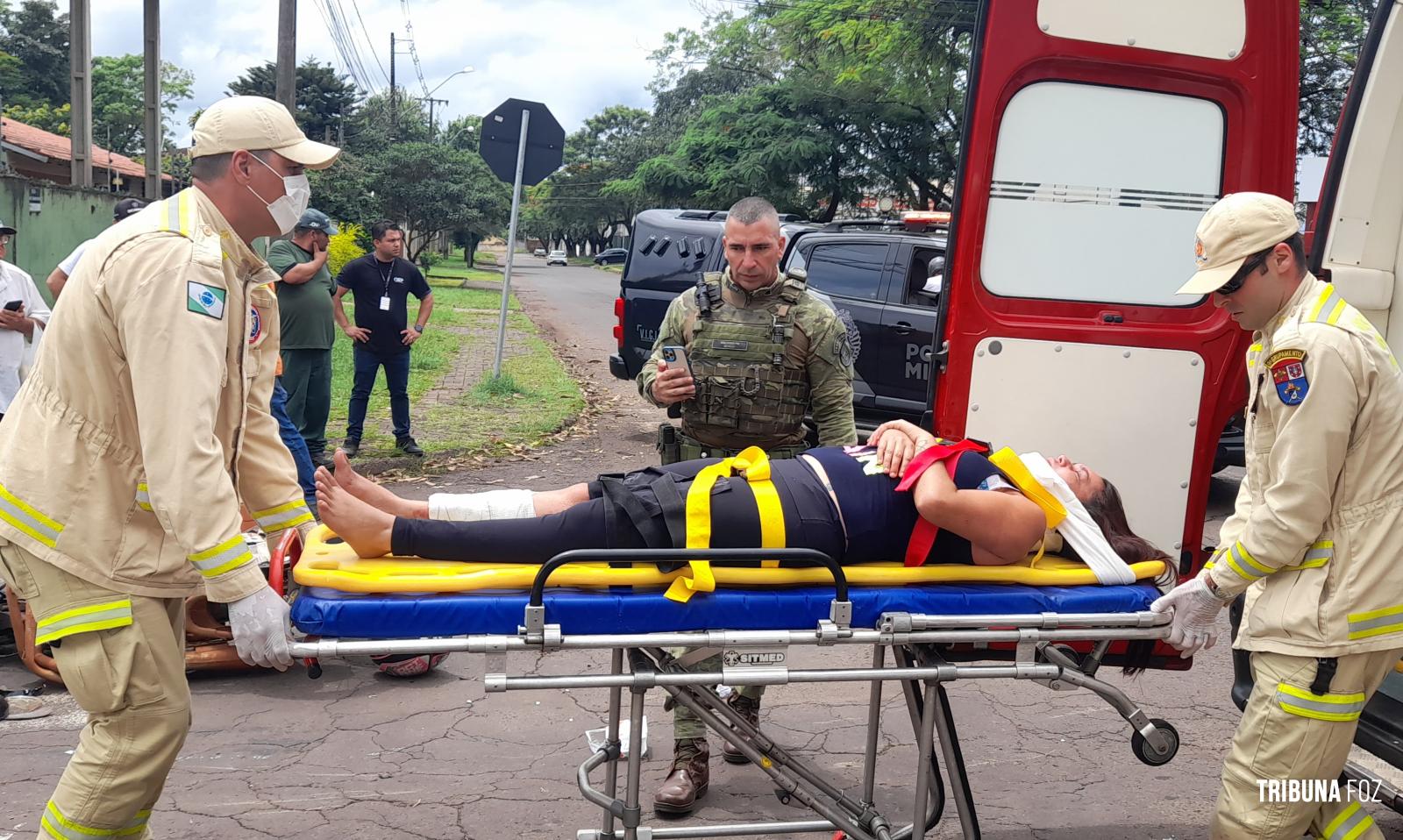 Siate socorre duas vítimas após colisão na Vila Yolanda