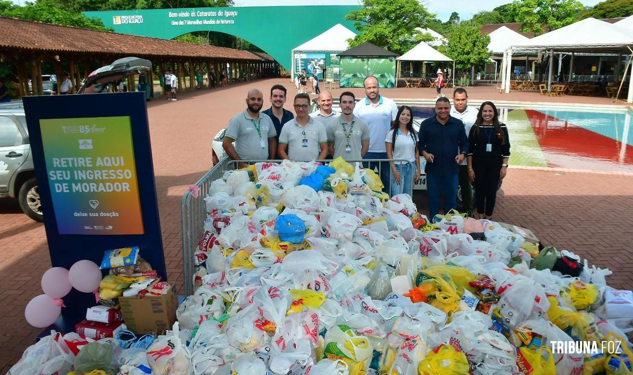 5 toneladas de alimentos foram arrecadadas para o Lar dos Velhinhos no aniversário do Parque Nacional do Iguaçu