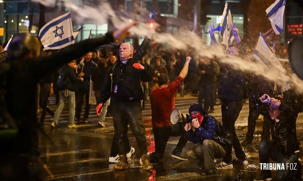 Líder da oposição em Israel acusa polícia de violência em protestos