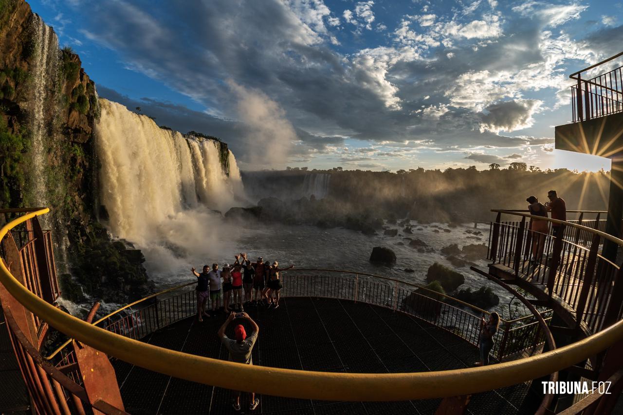 Mais de 42 mil visitantes prestigiaram as Cataratas no Carnaval